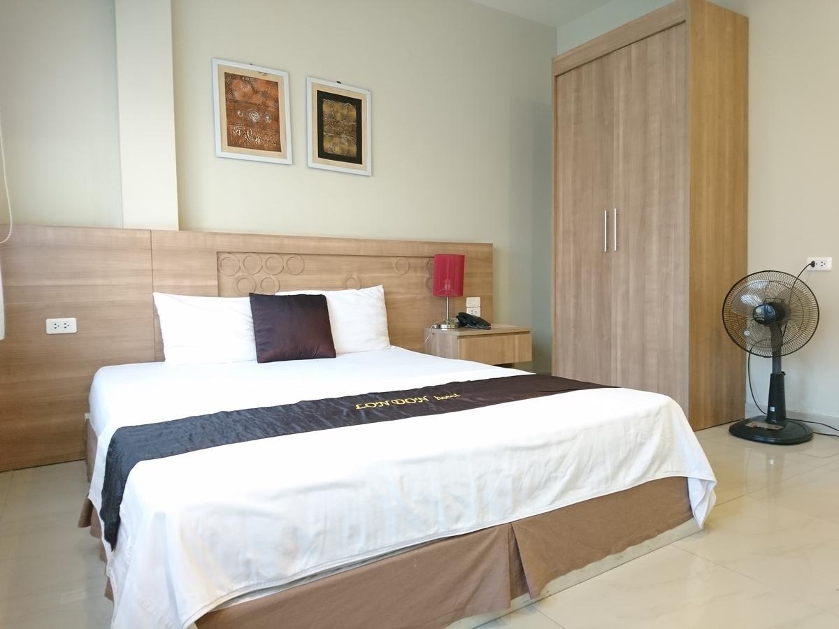 London Hotel Ха Лонг Екстериор снимка
