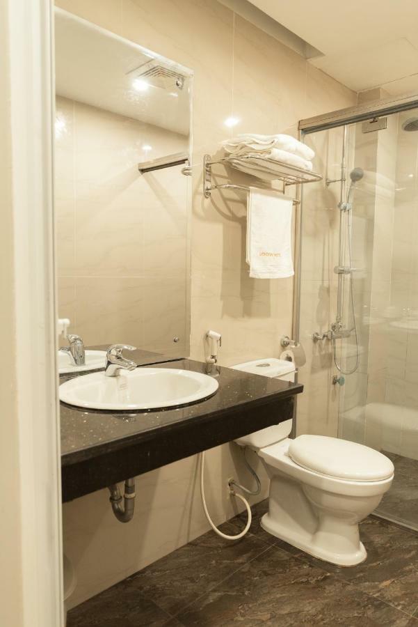 London Hotel Ха Лонг Екстериор снимка