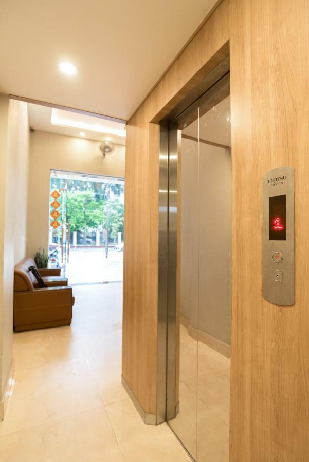 London Hotel Ха Лонг Екстериор снимка